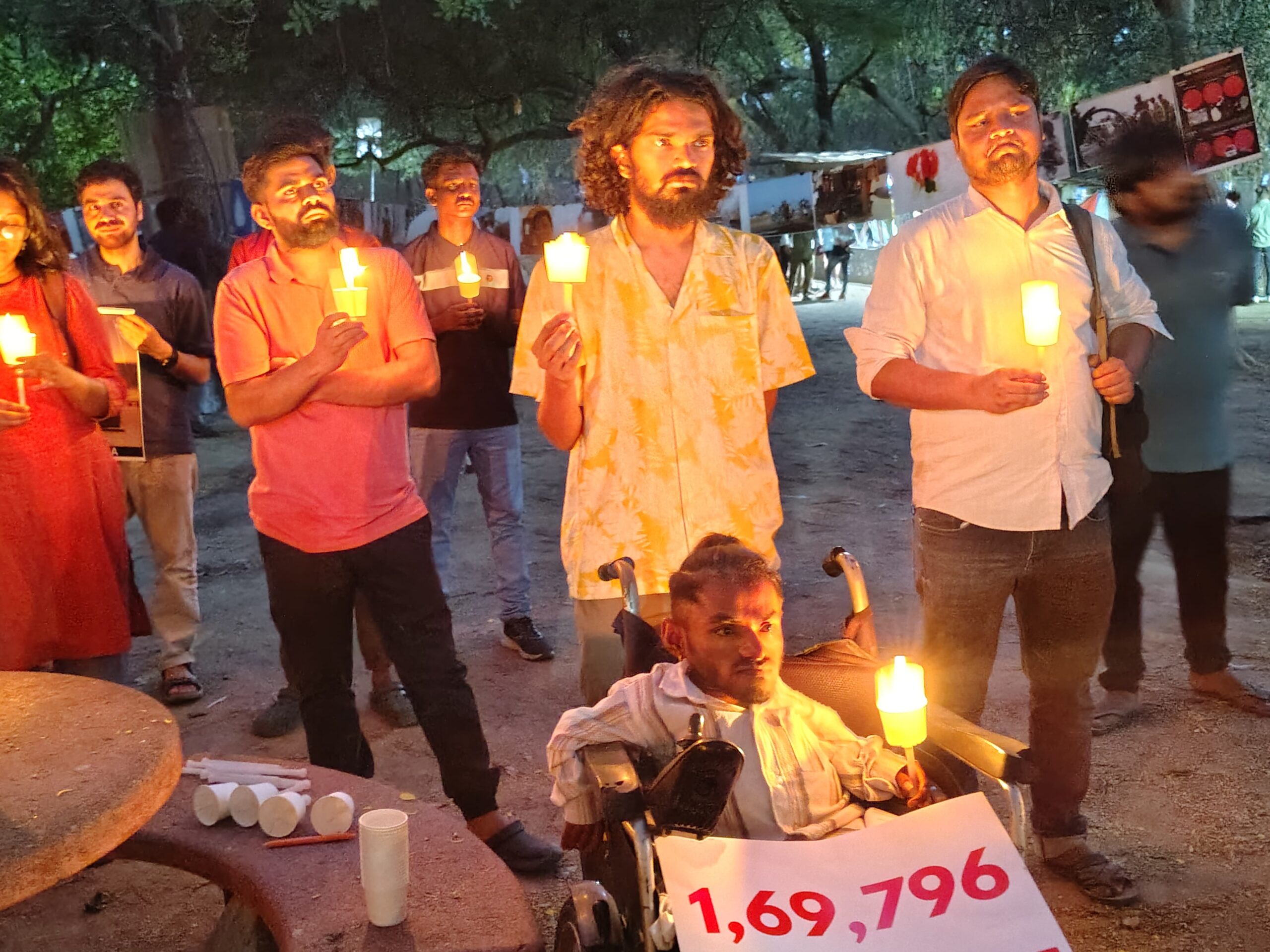 முள்ளிவாய்க்கால் நினைவு கூரல் : JNU முள்ளிவாய்க்கால் நினைவு கூரல் : JNU