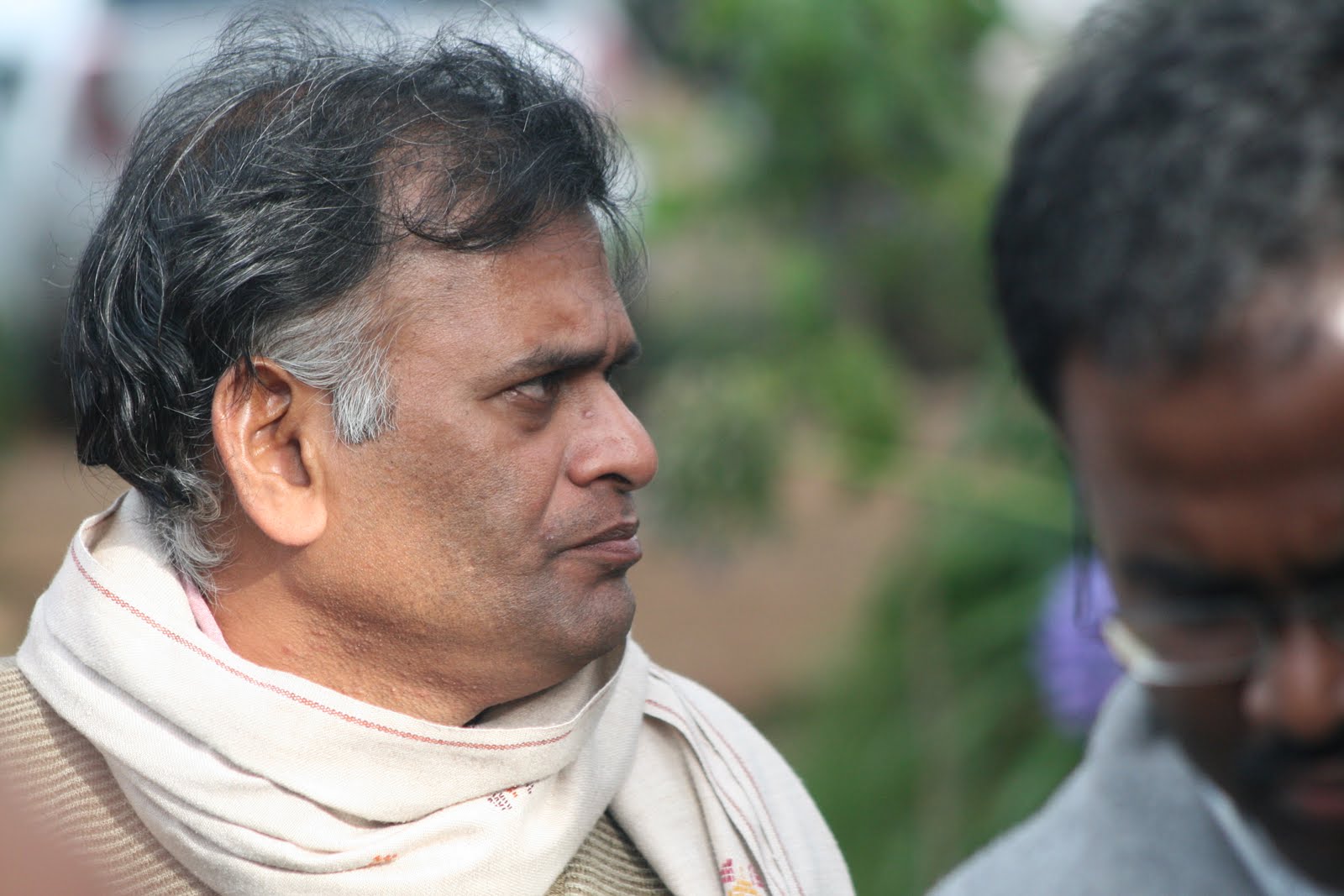 சினிமாவா இலக்கியமா