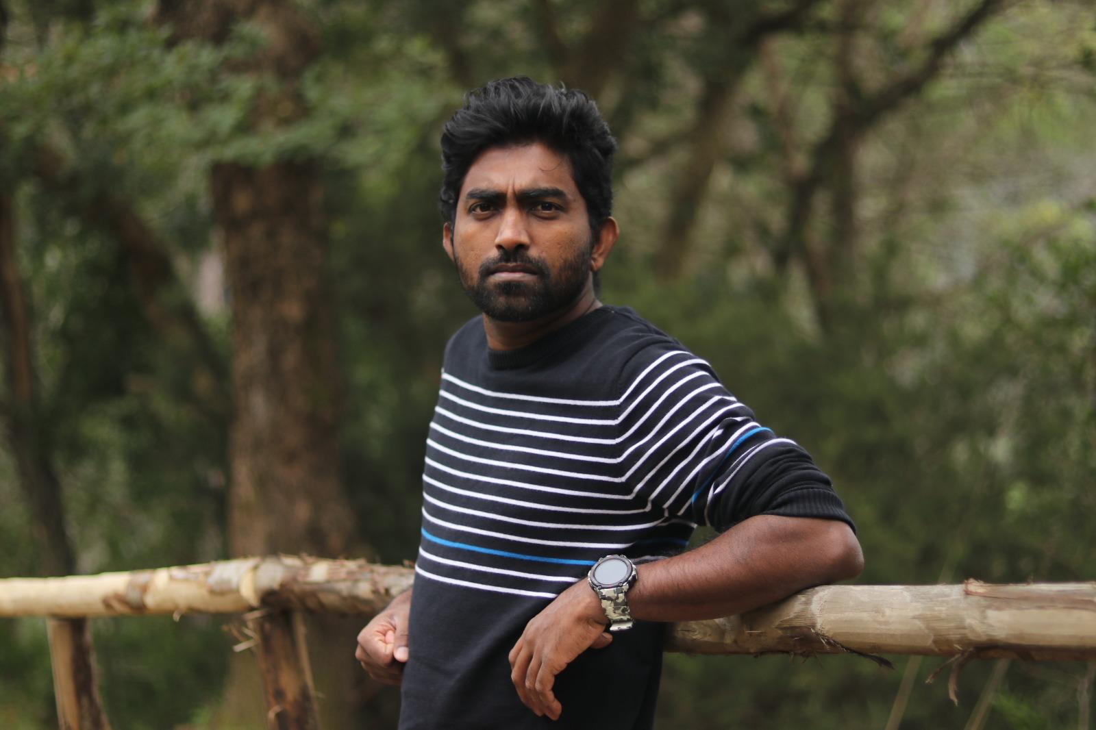 சிறகை : ஆவேசமான ஒரு பறத்தல் சிறகை : ஆவேசமான ஒரு பறத்தல்